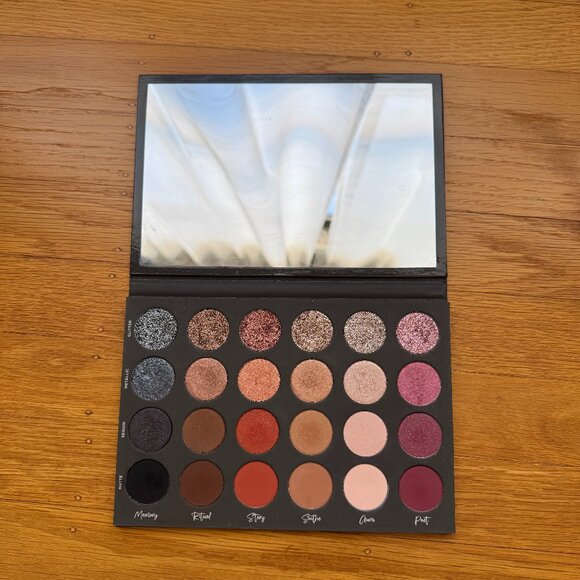 Used Tati Beauty Vol 1 Eyeshadow Palette - Picture 1 of 5
